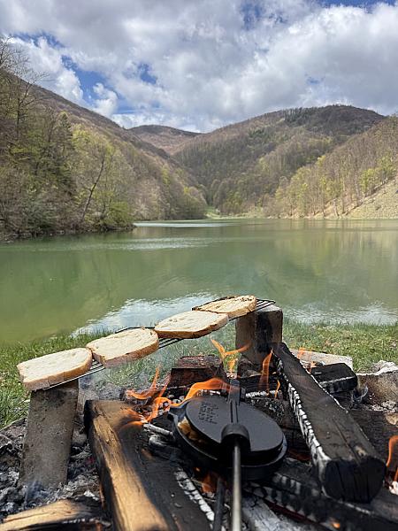 Traseul 4 - Modolești - Lacul Iezerul Ighiel